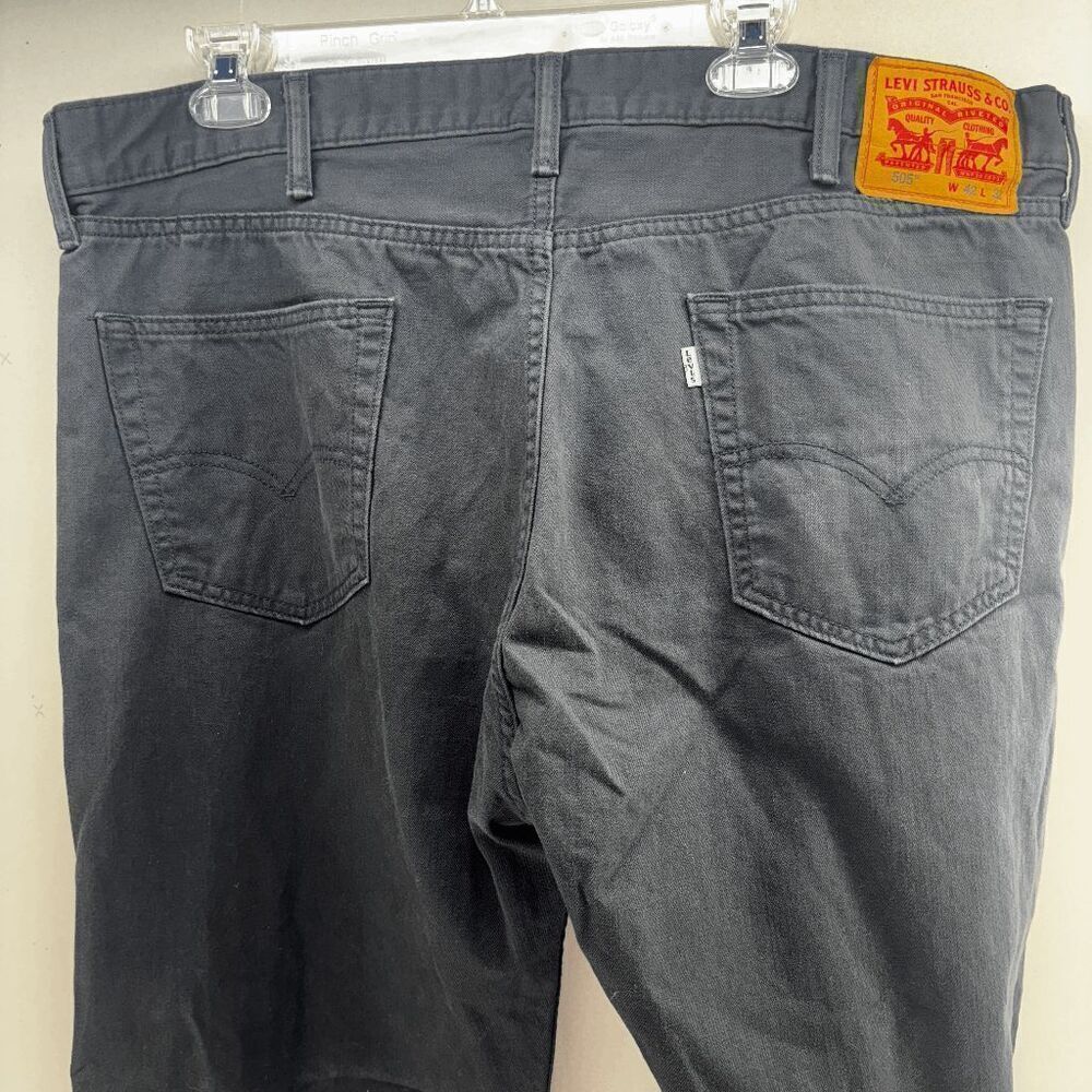 Levi's 505 Men's Jeans Size Actual 41x31 Straight Leg Denim Black Jeans Pants